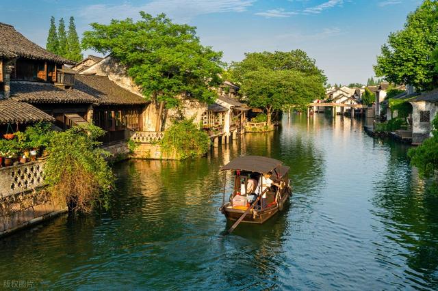 高铁直达！11-12月最值得去的6个古镇，工作累了，就去小住三五天