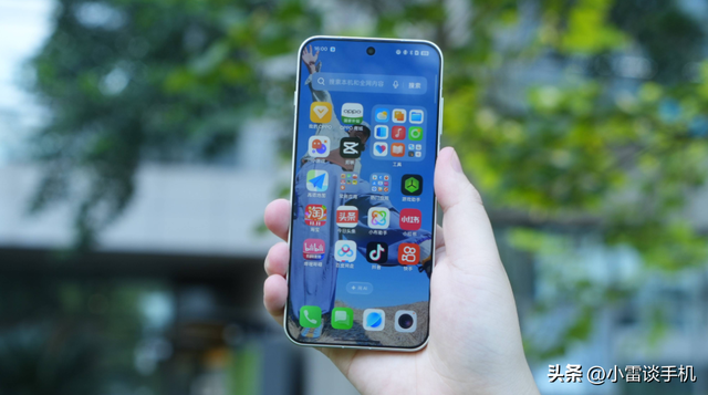 OPPO FindX9系列：倘若钱多没处花，可以线上冲首发