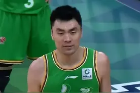 建议严惩李晓旭！猴子偷桃掏裆张宁吃违体，被批偷师曾繁日图片