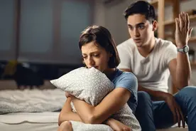 梦能预见未来吗？女子梦见丈夫出轨调查发现是真的图片