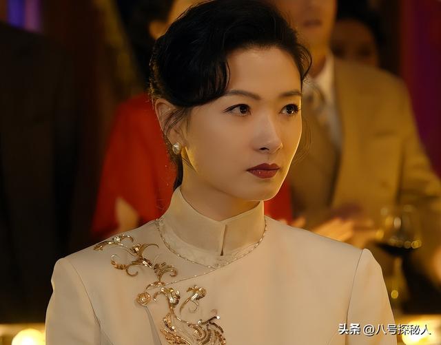 没想到一脱未成名，嫁普通丈夫8年，43岁万茜靠演女大佬终于红了