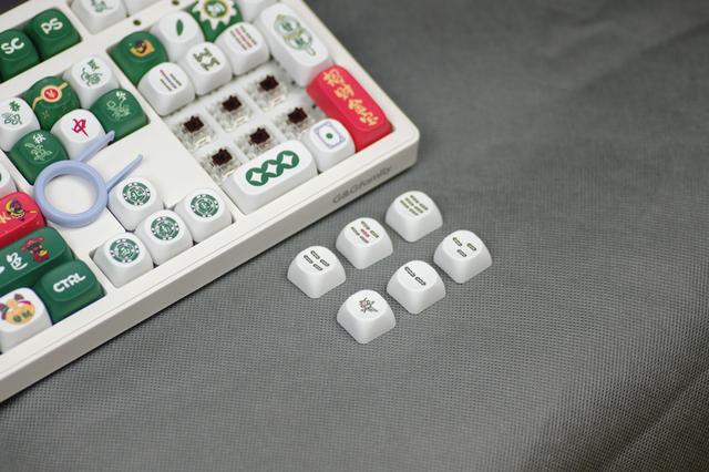 “吃碰杠胡”一键触发!真正的“自摸”神器!「雀神」的终极外设