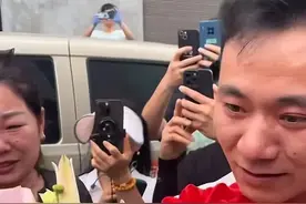 张怀远堂弟告诉奶奶“大伯外面儿子回来了”奶奶惊吓以为是私生子图片