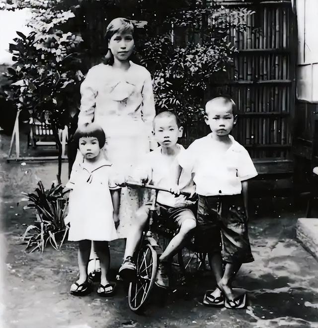 吴石故居现在还住着侄孙，侄孙回忆：其子吴韶成多次回故居