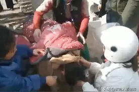 没有完成寒假作业叫家长，孩子跳了河，家长指责老师图片