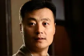 任程伟:她陪我住地下室7年，没房没车没存款，成名后哪敢抛弃?图片