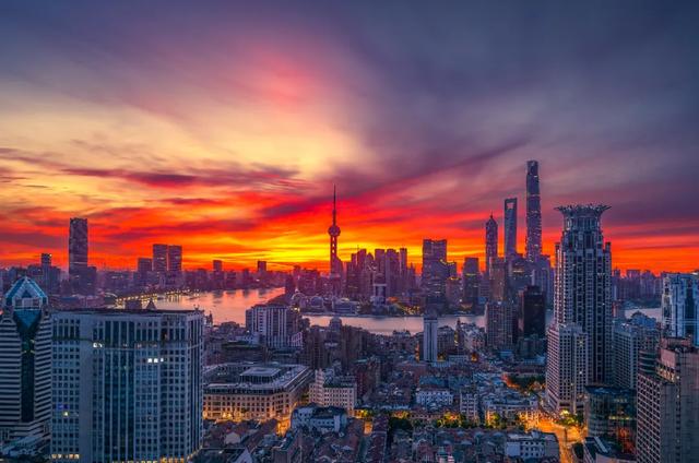 台风前的晚霞，是大自然提醒我们“早点回家”的信号