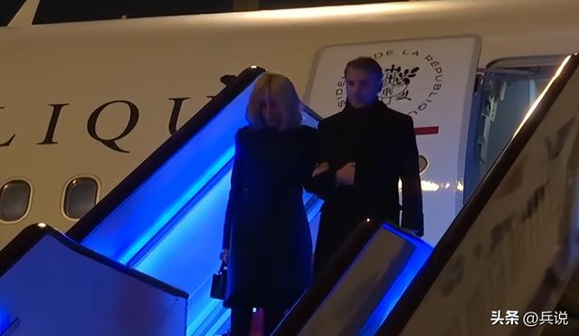 中法达成共识，马克龙离开北京，临走前通告世界	，高市怕啥来啥