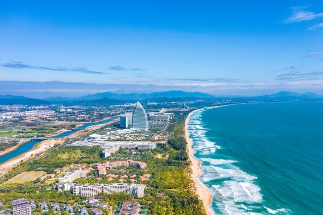 黎述盛：三亚冬野递景图