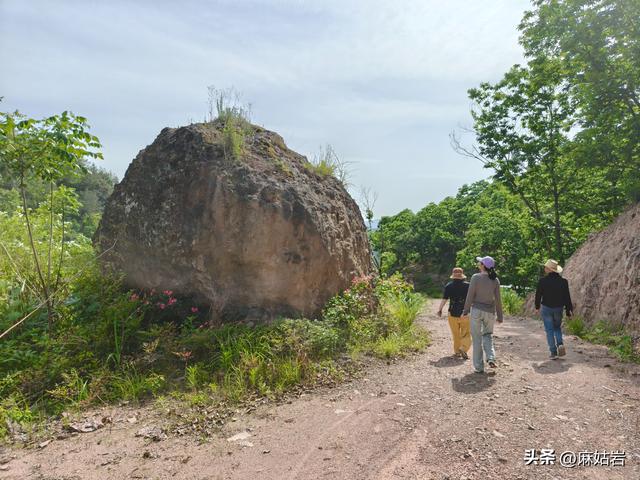 仙居县岩峰下村，一个消失的自然村，一片美丽的风景线