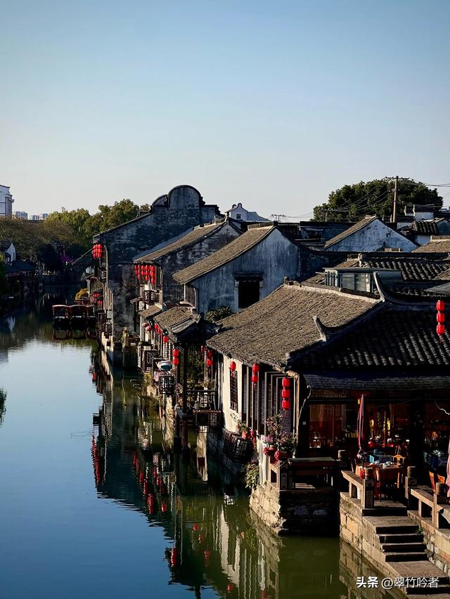 免费游！上海这6大古镇地铁直达，江南风韵不输苏杭。