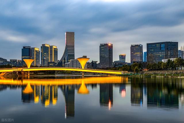 全国能撑起来七天旅游的只有下面5座城，有你家乡吗？