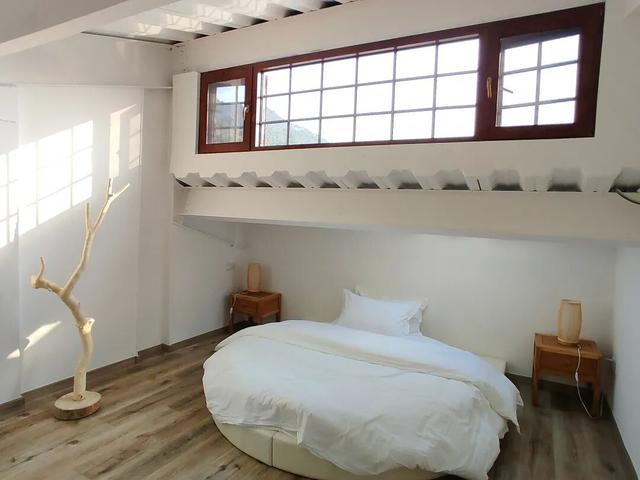 沉浸式感受韶关新丰绝美秋色！ 2天1夜赏枫露营品美食，徒步泡温泉，一起去躺平 ！