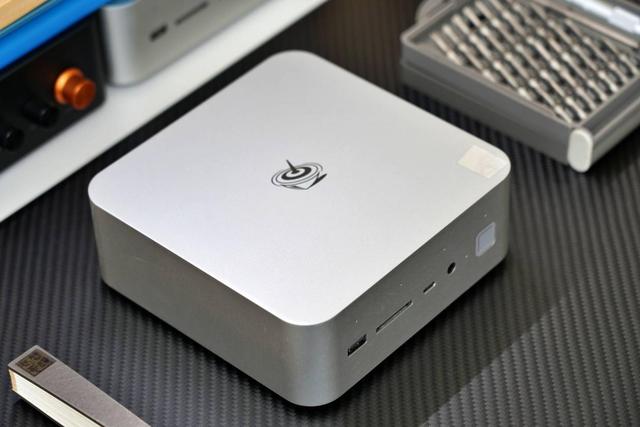 零刻迷你主机质保5年，凭啥这么豪？GTi15 Ultra拆机实测分享