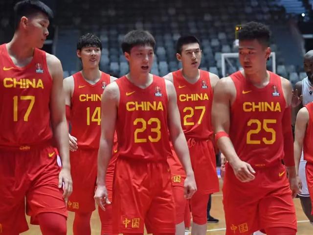 亚洲杯疯狂一夜，决赛名单诞生，中国男篮迎战亚洲第一 能稳吗？
