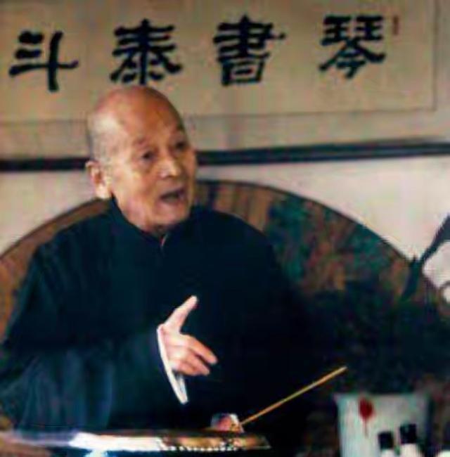 马三立，称关学曾为师弟，高峰解读：那是按年龄喊的，不是按辈分