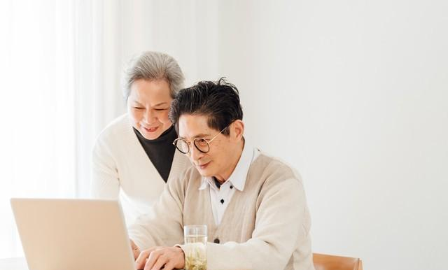 不管你信不信，女人年纪再大；也喜欢男人每天能够陪在身边