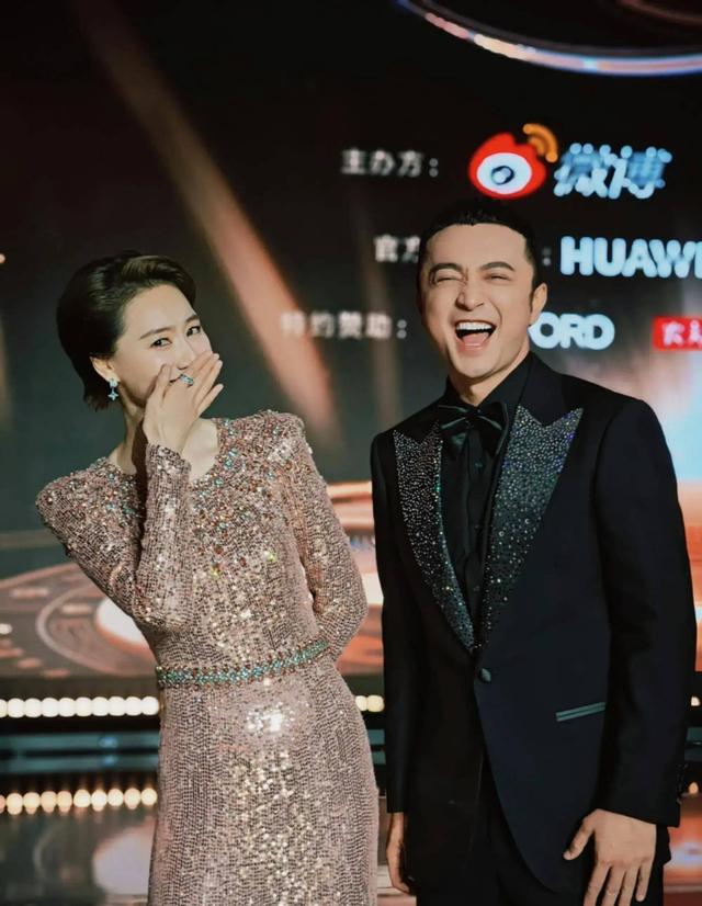 围绕前央视女主持王冠的谣言有多荒唐？