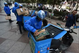 “不点都对不起自己”！淘宝饿了么加入“外卖大战”，网友直呼“真的喝不动了”图片