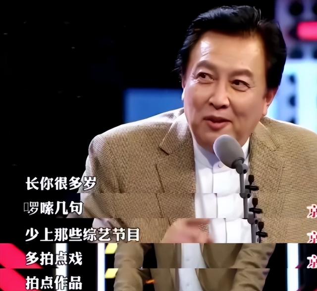 九三阅兵结束1天，唐国强躺枪，张凯丽翻车，甄子丹打脸李连杰