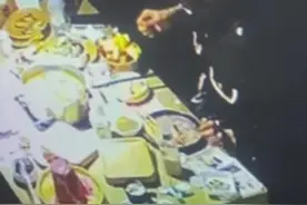 吃出异物200多次、拔体毛放进火锅索要赔偿，餐饮敲诈何时休？图片