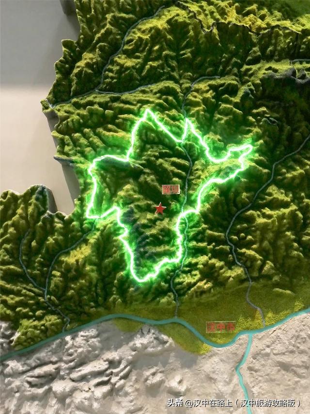 汉中巨型冰瀑奇观惊艳上线！