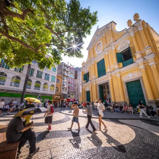 【澳门名片】中国现存最古老的中西历史城区