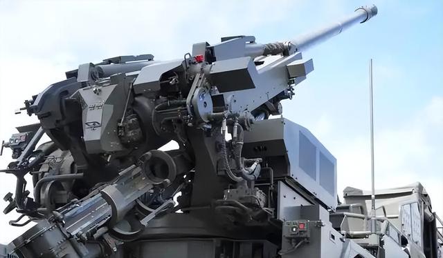 如果中国拦截美国售台武器，天会塌下来吗？会，但那是美台的天！