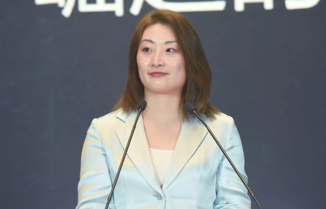 没想到，宗馥莉辞职娃哈哈董事长后，竟因一特殊举动实现口碑暴增