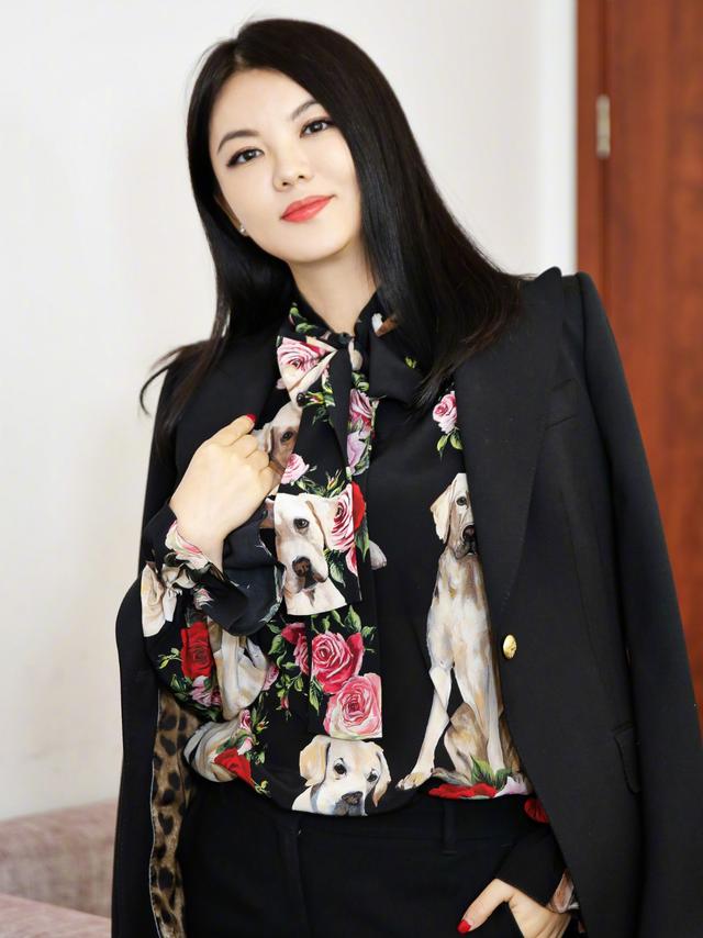 不忍了！赵薇哥哥回应有关妹妹的传言，赵薇跨境洗钱传闻真相大白