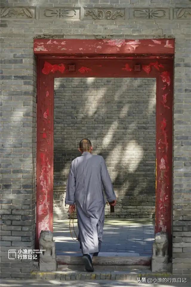 西安面积最大的免费古寺，地处闹市，幽深静谧！秋色正浓
