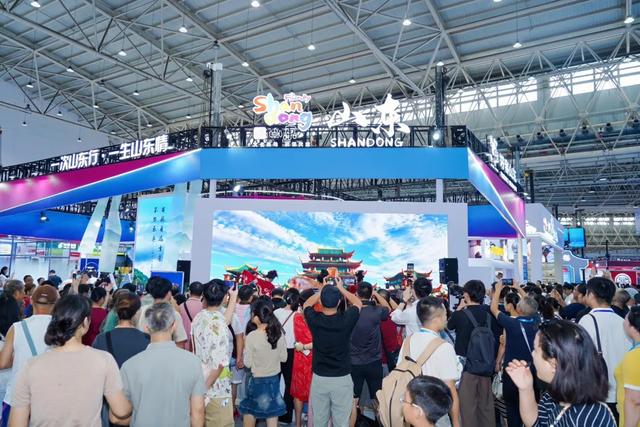 滕州文旅武汉博览会收获丰硕，文创产品出彩，展区人气爆棚