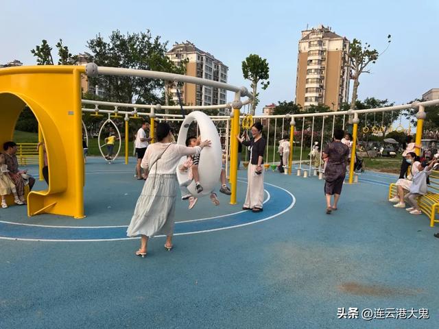 赣榆青龙河公园提档升级，市民休闲娱乐好去处