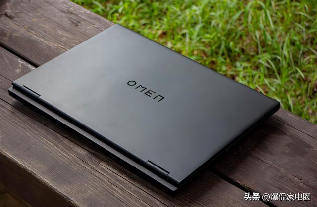 围观！2025年5款最值得买的记本电脑，设计师的最爱，玩家的宠儿