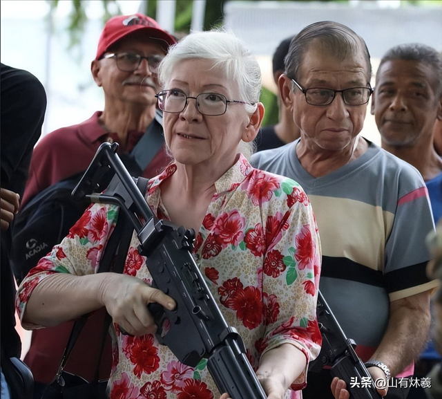 几周内开战！美军已做好大规模轰炸准备，打击发起就等特朗普签字