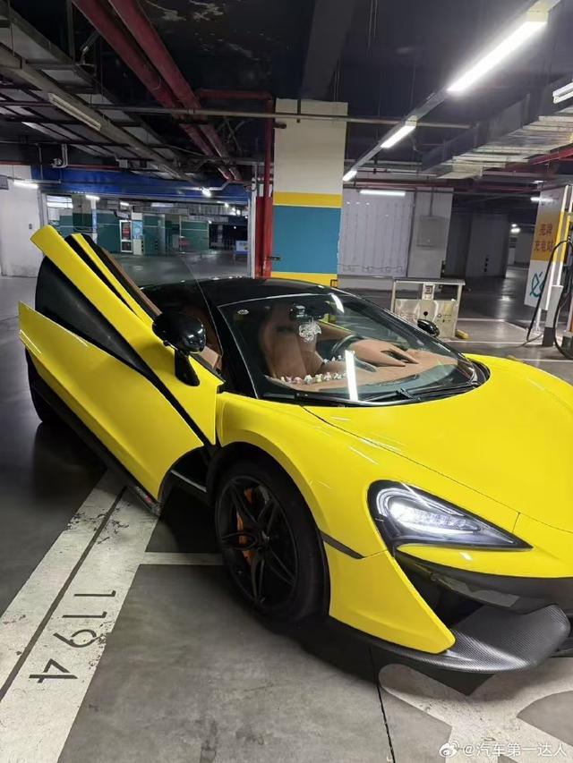 濒临破产到44亿估值！迈凯伦的F1逆袭，全靠这步商业棋