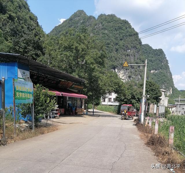 广西南宁市隆安县与崇左市天等县交界的小山村，有街道却没有赶集