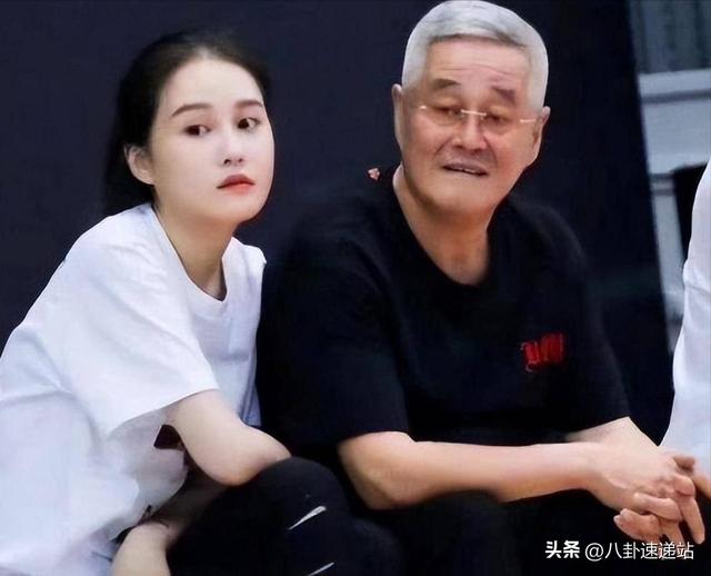 赵本山扛不住了！身家上亿也没用，豪宅豪车拯救不了自己的女儿