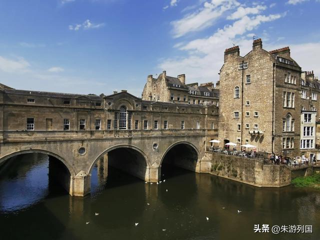 750年牛津，5000年巨石阵，一场与时间赛跑之旅