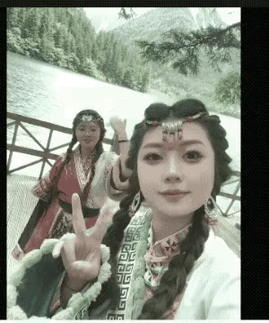 阿坝3对母女遗体又发现一具，在下游17公里石缝中找到，面目全非