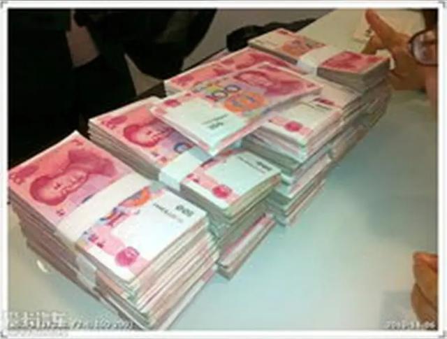 下个月,这仨星座要“开挂”了!数钱数到手抽筋,爱情事业双丰收