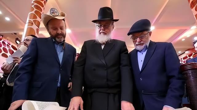 拜登预言成真，让特朗普干完这四年，美国将会成为“世界老二”？