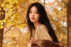 拍照不会摆姿势？这9个拍照姿势太适合秋天了！看过的人都说好看图片