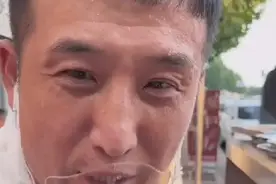 过气明星有多惨，背负千万债务、穷到下跪借钱、死后无钱安葬图片