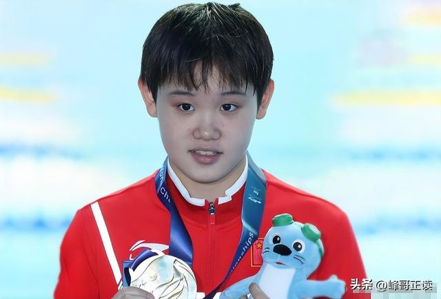 官宣退役不到1月，张家齐接受采访，句句不提却字字都提全红婵