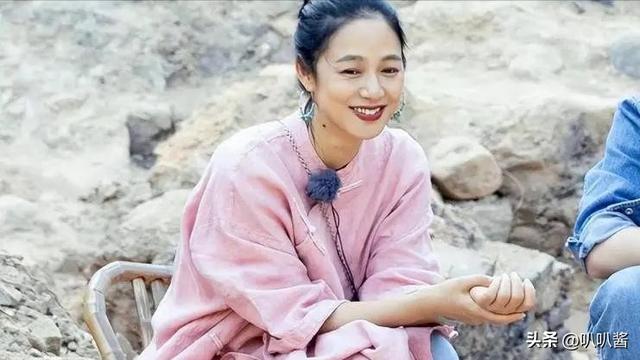 挤走小三小四，完胜刘晓庆，被风流导演独宠20年，她到底啥手段？