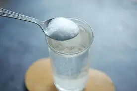 上火了，一个好用又简单的办法——淡盐水！图片