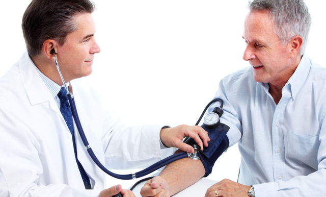 明明都是70岁	，为啥有人显老，有人却看上去很年轻？老实说出原因