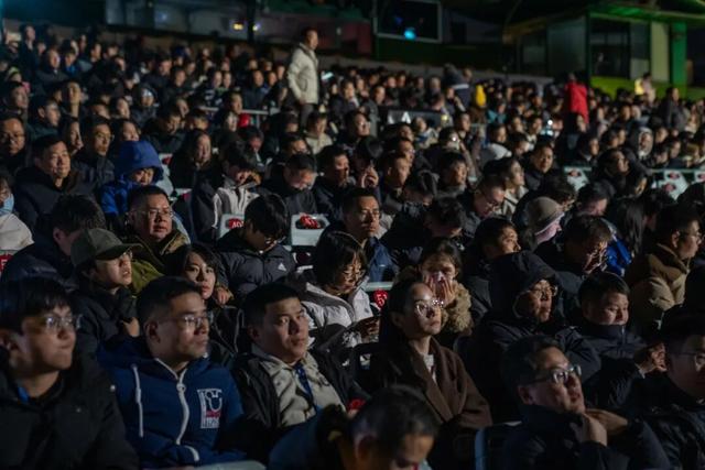 赴约吗？印象大红袍的精彩，今夜依旧