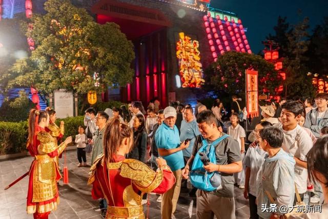 清明上河园：全国教师 全部免费 教师节快乐